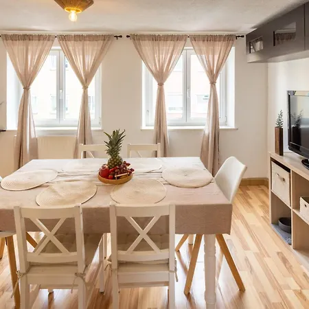 Cozy 3 Fuer Bis Zu 8 Gaeste Lägenhet *